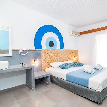 Apartahotel Tinas